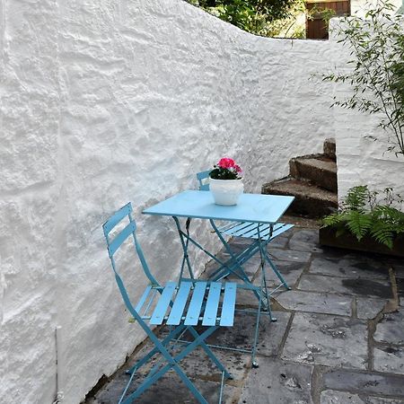 彭赞斯The Little Courtyard公寓 外观 照片